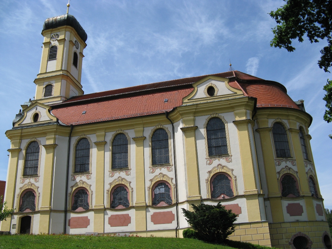 Steinbach_1_Kirche_aussen.klein